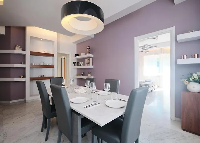 Vatican 4 Bedrooms Ac